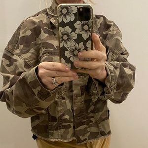 Garage camo jacket - jean jacket style - L